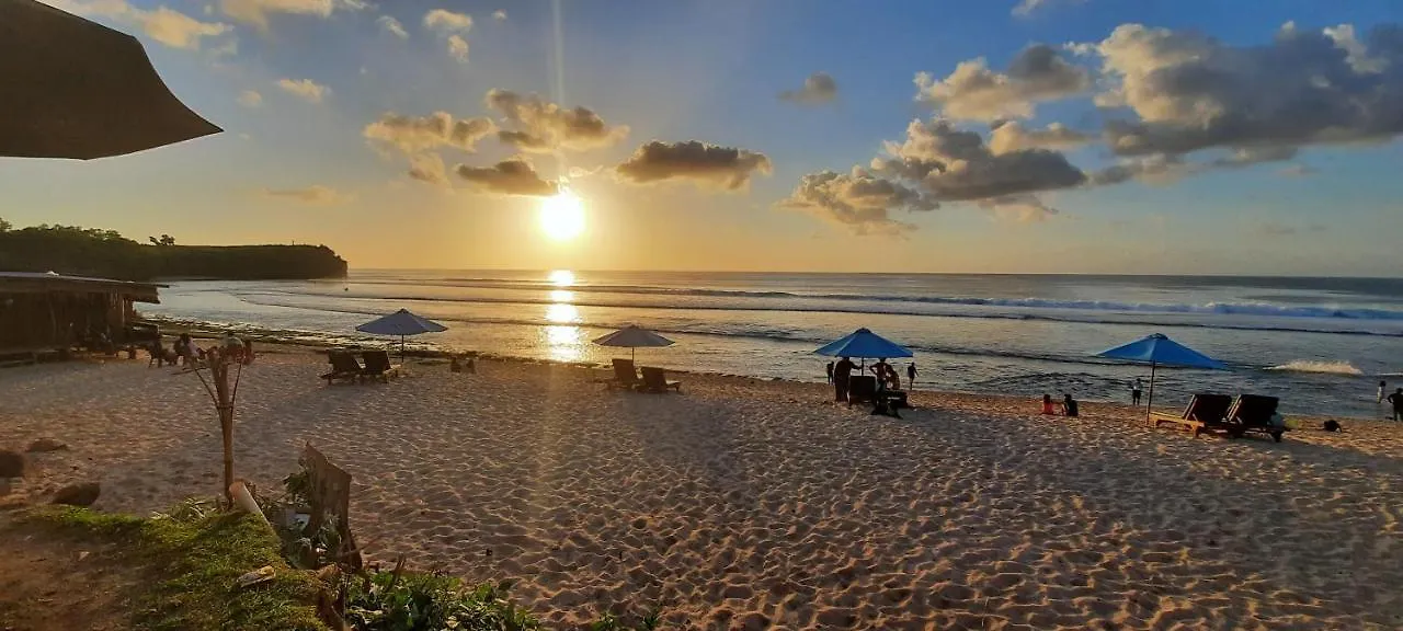 بيت ضيافة فندق Uluwatu Sunrise أونغاسان إندونيسيا